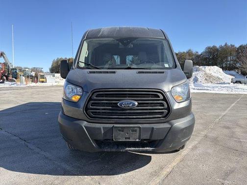2019 Ford Transit-250 148 WB Medium Roof Cargo