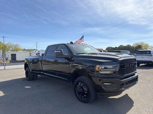 Diamond Black 2023 RAM 3500 Limited
