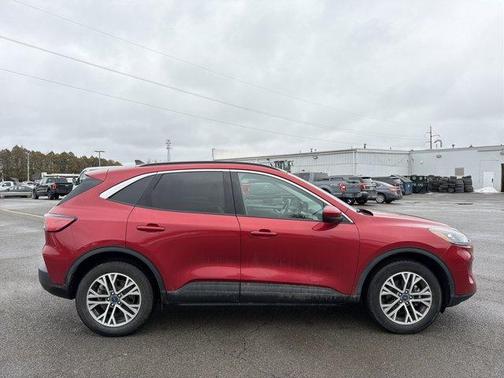 2022 Ford Escape SEL