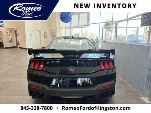 Shadow Black 2026 Ford Mustang HORSEÂ