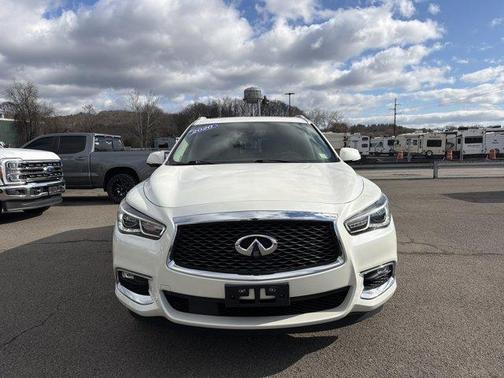 Majestic White 2020 INFINITI QX60 Luxe