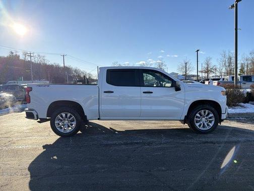 2022 Chevrolet Silverado 1500 Limited Custom
