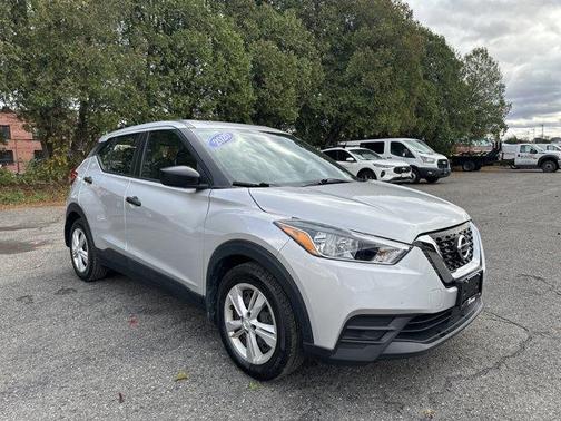 2020 Nissan Kicks S