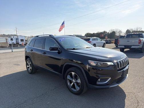 Diamond Black 2019 Jeep Cherokee Limited