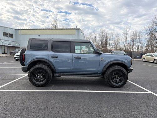 Azure Gray Metallic 2024 Ford Bronco Wildtrak