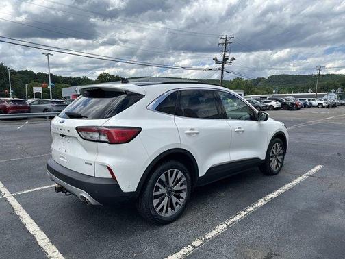 2020 Ford Escape Titanium