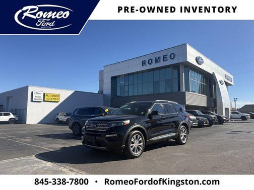 Black Metallic 2022 Ford Explorer Limited