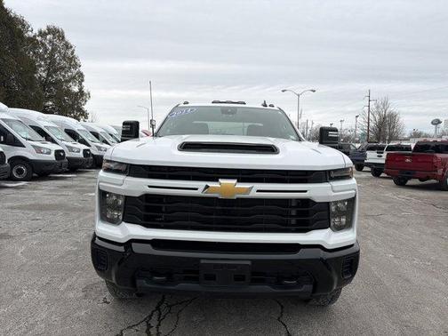 2024 Chevrolet Silverado 2500 Custom