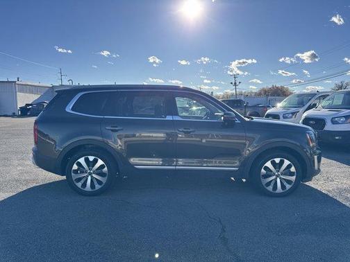 2020 Kia Telluride S