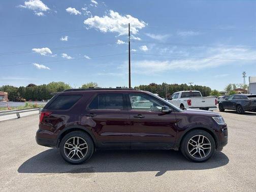 Burgundy 2019 Ford Explorer sport