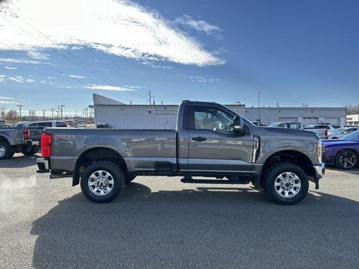 2024 Ford F-350 XLT