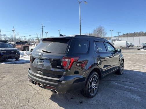 2016 Ford Explorer Sport