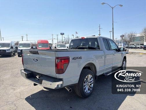 Avalanche 2026 Ford F-150 XLT
