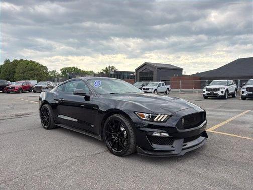 Shadow Black 2018 Ford Shelby GT350 Base