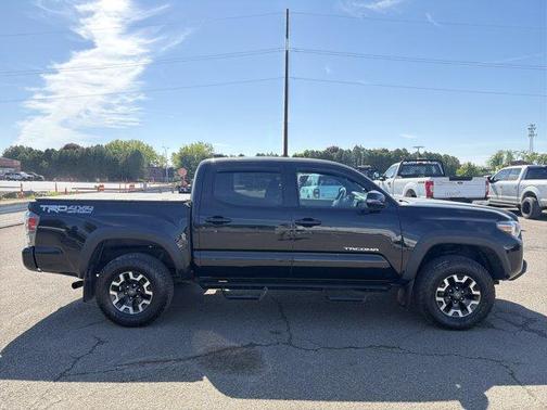 Midnight Black Metallic 2021 Toyota Tacoma TRD Off Road