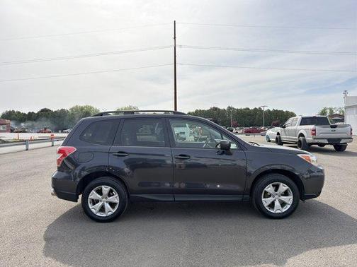 Dark Gray Metallic 2016 Subaru Forester 2.5i Premium