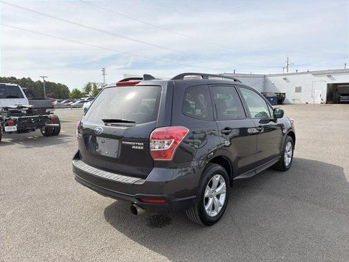 Dark Gray Metallic 2016 Subaru Forester 2.5i Premium