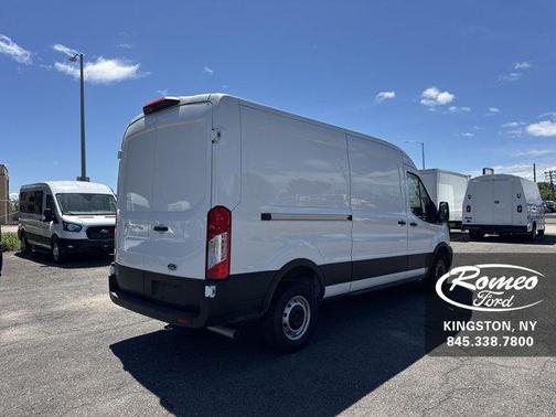 2025 Ford Transit-250 148 WB Medium Roof Cargo