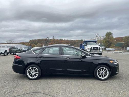 2020 Ford Fusion Hybrid SEL