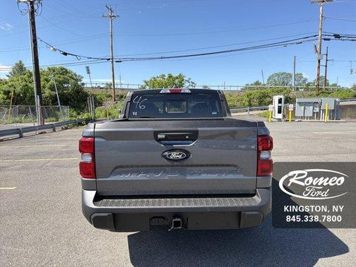 Carbonized Gray Metallic 2026 Ford Maverick Lariat