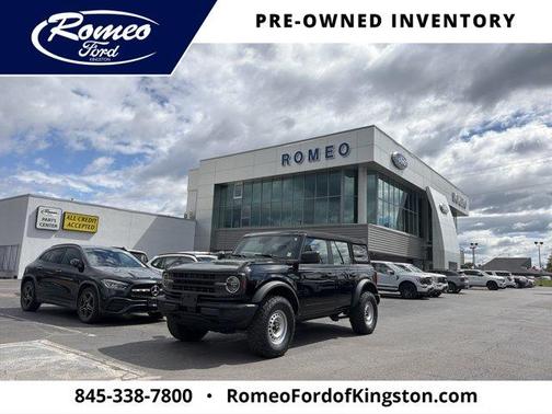 Shadow Black 2023 Ford Bronco Base