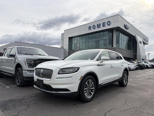 2023 Lincoln Nautilus Standard