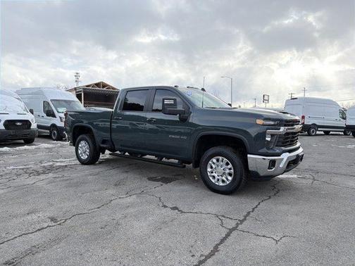 2025 Chevrolet Silverado 2500 LT