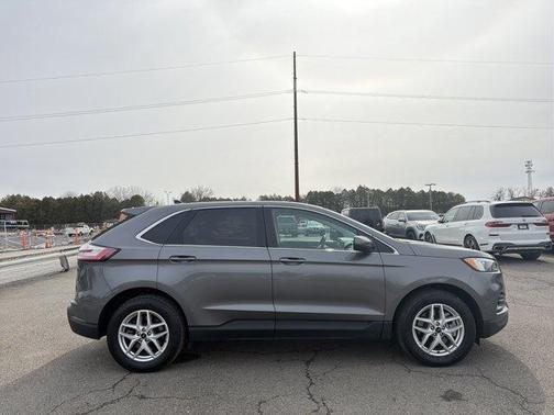 Gray 2024 Ford Edge SEL