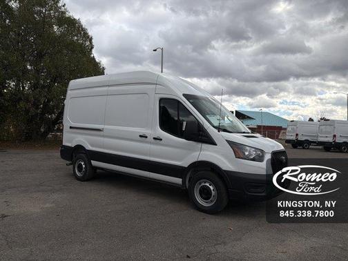 2026 Ford Transit-250 HR