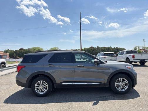 Gray Metallic 2023 Ford Explorer XLT