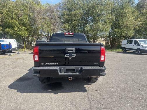 2018 Chevrolet Silverado 1500 2LZ