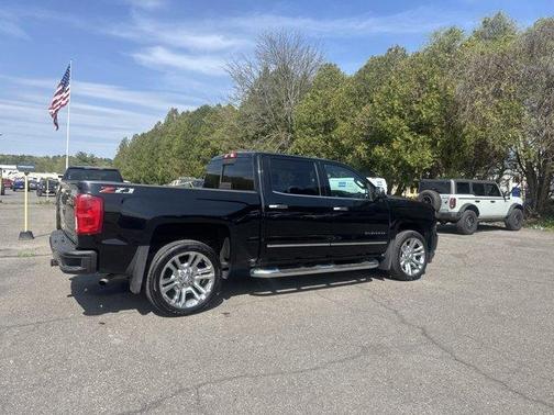 2018 Chevrolet Silverado 1500 2LZ