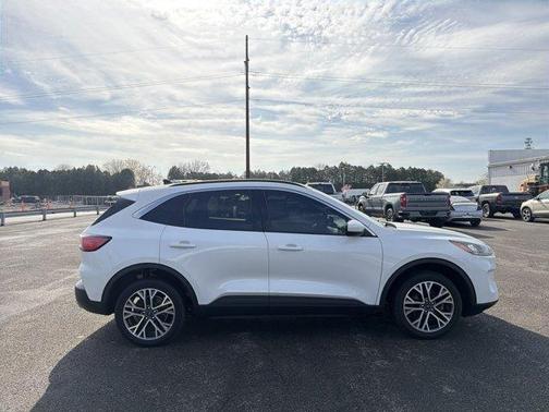 White Metallic 2020 Ford Escape SEL