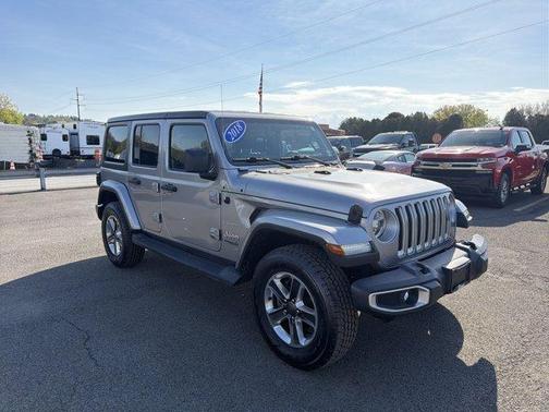 Billet Silver Metallic Clearcoat 2018 Jeep Wrangler Unlimited Sahara
