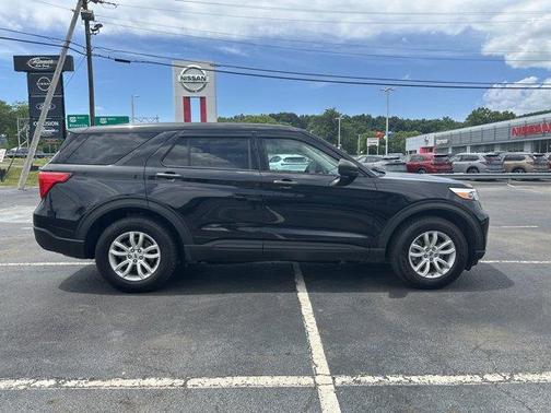 2021 Ford Explorer Base