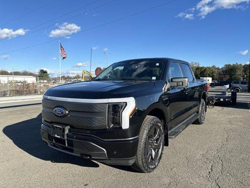 2022 Ford F-150 Lightning XLT