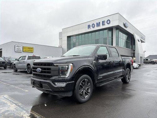 Black 2022 Ford F-150 Lariat
