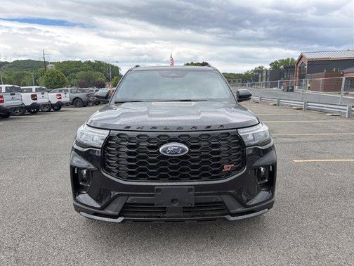 Agate Black Metallic 2026 Ford Explorer ST