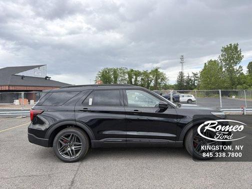 Agate Black Metallic 2026 Ford Explorer ST