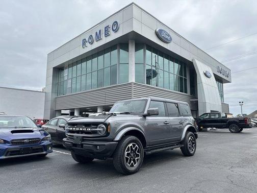 2023 Ford Bronco Outer Banks