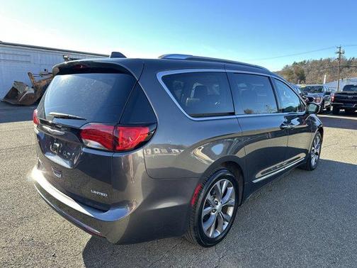 2020 Chrysler Pacifica Limited