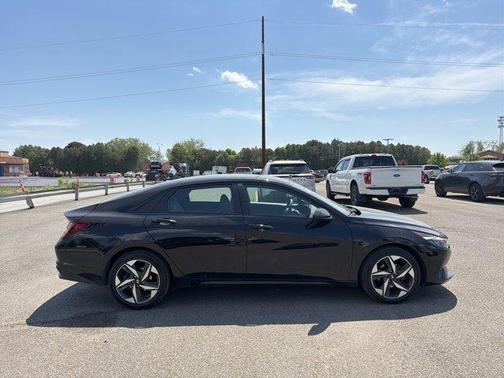 Onyx Black 2023 Hyundai ELANTRA SEL