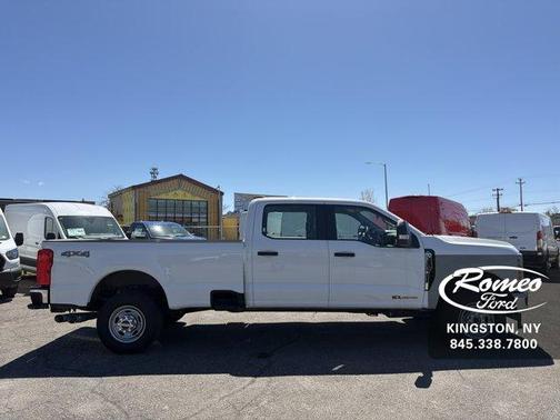 Oxford White 2026 Ford F-350 XL