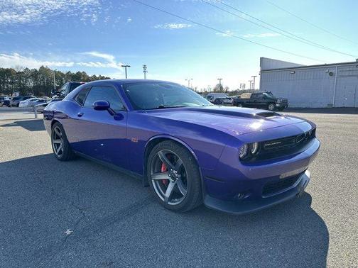 2016 Dodge Challenger SRT 392