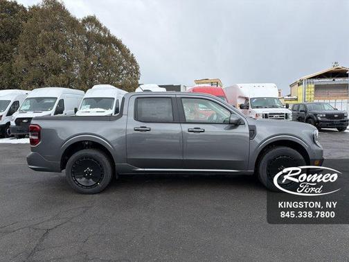 2026 Ford Maverick Lobo Standard