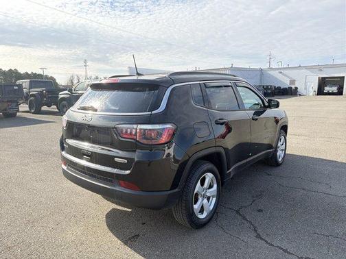 Diamond Black 2020 Jeep Compass Latitude