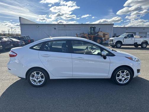 2015 Ford Fiesta SE