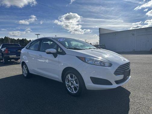 2015 Ford Fiesta SE