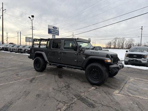2022 Jeep Gladiator Sport