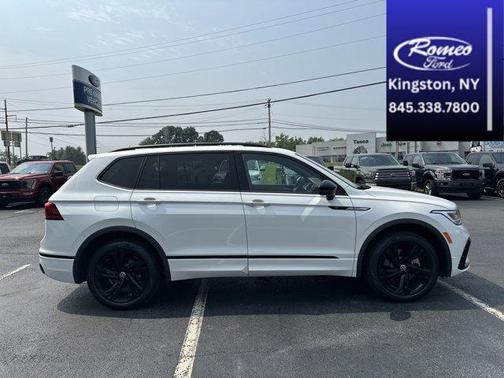 2024 Volkswagen Tiguan 2.0T SE R-Line Black